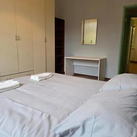 Lambrate Station - Metro M2 - 2br