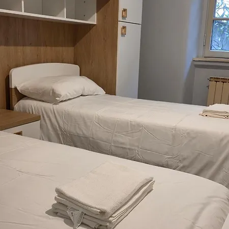 Lambrate Station - Metro M2 - 2br Appartement